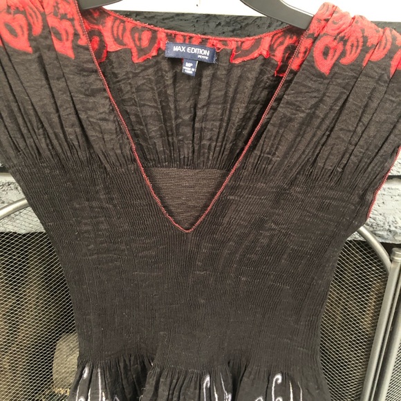 Max Edition Dress - Picture 3 of 4